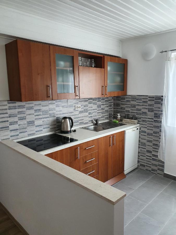 Apartments By The Sea Tucepi, Makarska - 2699 Exterior foto